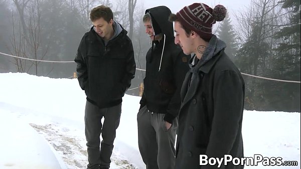Download Video - Cute twinks have a threeway in the cabin after taking a walk