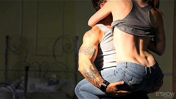 Claire robbins gets her wet pussy banged