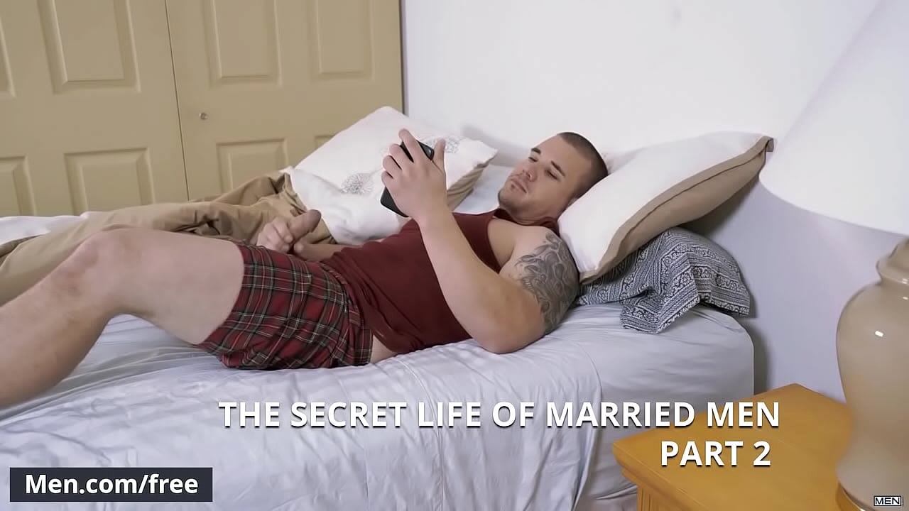 Adam Bryant y Leon Lewis - La vida secreta de los hombres casados Parte 2 - Str8 to Gay - Vista previa del tráiler - Men.com
                    anal cock dick fantasy rough sex gay muscles stud men hunk big dick switch beard cock sucking musculer men com condem str8 to day swap men network muchos negros