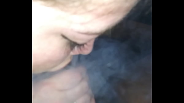 Smoking why she suck my dick