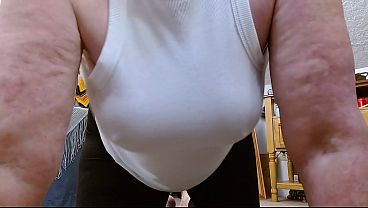 Dawnskye1962 - update #183 - 1340 Bran does my floors - Dec 24, 2025