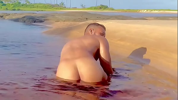 Download Video - Wet and hot Come with me swimming in the lake&quest;&quest;&quest;&quest;&quest;