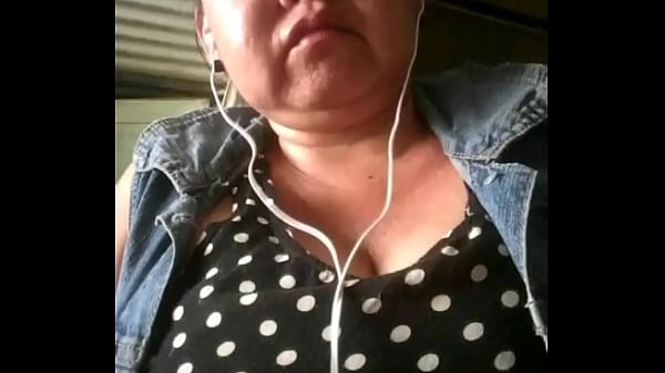 Mas fotos recibidas de la muy puta Sabrina de Facebook siempre me hace poner mí polla como una piedra.