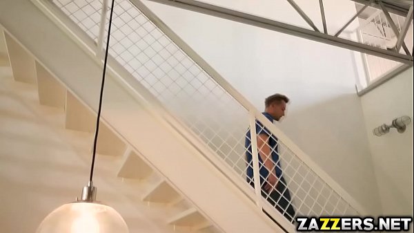 Download Video - Titty fucking Layla London while sucking Bill Bailey