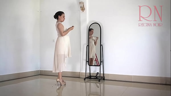 HALLOWEEN 2022 Nude witch Regina Noir and Magic Mirror