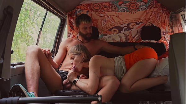 AMATEUR SEX IN A CAR IN THE FOREST