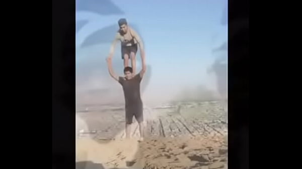 Polvazo en la cara a blanquita arrecha