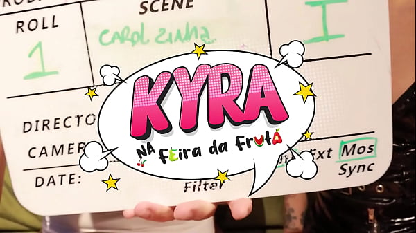 Duas vagabundas brincando de enfiar cereja no cu no programa de Anal Fruit