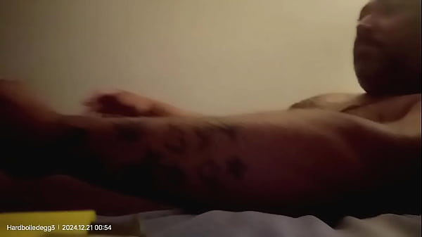 Petite amateur masturbates in front of the mirror and records it on phone