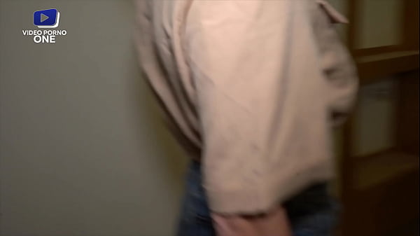 Download Video - Je baise mes 2 colocatrices pendant les travaux &excl;