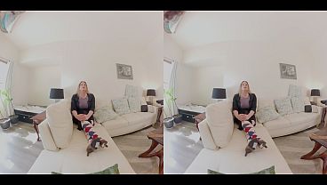 Stepson loses his virginity in stepmom&rsquo;s pussy