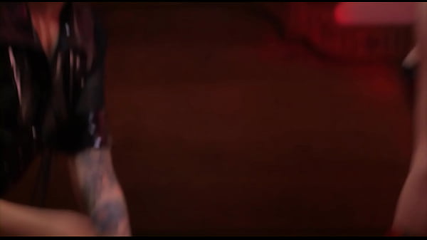 A short excerpt from the weekend's video. Explore my fantasies.