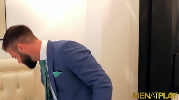 MENATPLAY Suited Latin Hector De Silva Anal Breeds Andy Star