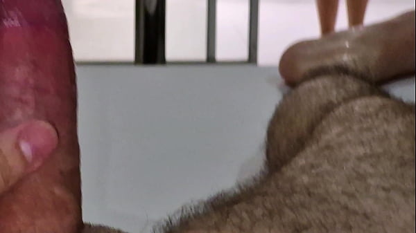 Download Video - Una puta en el motel complaciendo al cliente con lo que el desea