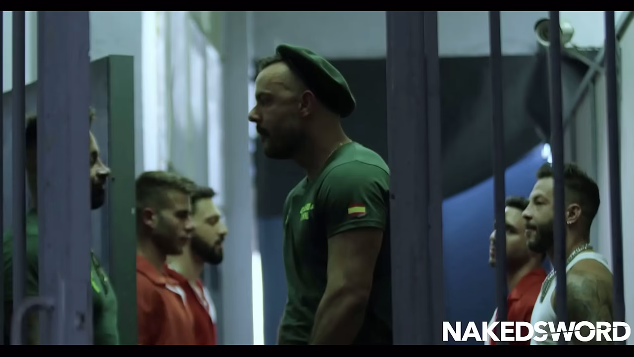 Jail Officer Sir Peter Joins Bareback Group Sex