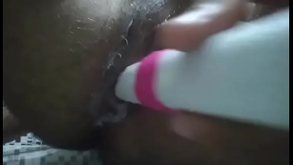 Gustavo Do Acu, Jouer Avec Le Cul