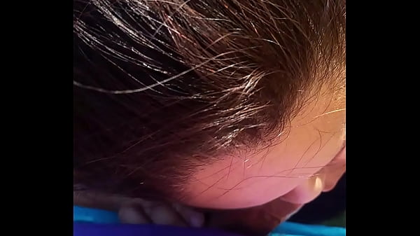 Amateur Latina Gives Blowjob Outdoors