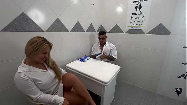 Download Video - Young doctor fucks his patient a Colombian MILF with big tits and big ass addicted to sex&excl; Karen Sleent