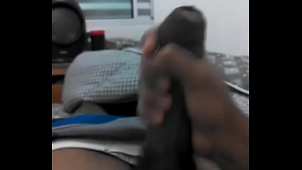 Download Video - Novinho pauzudo moreno