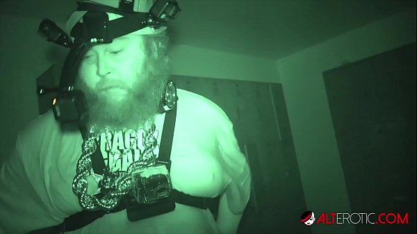 HO HUNTERS - Haunted strip club with Kali Roses