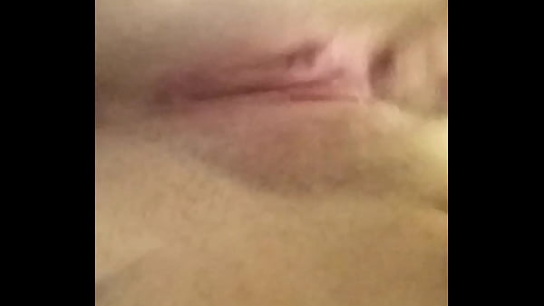 Download Video - Fingering my pussy