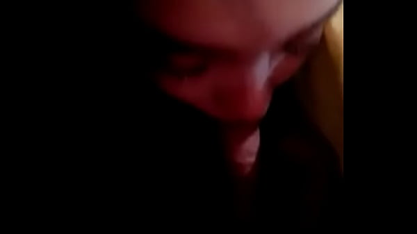 thumb mamando