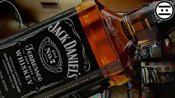 Cucaracha folla a su tío en un 69