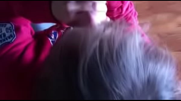 ex sucks her