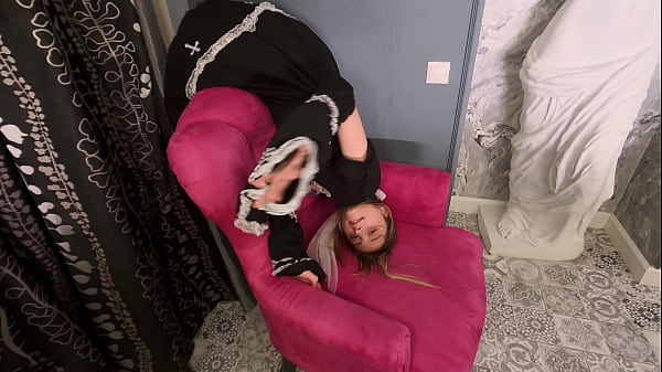 Maid wqith red eyes deepthroats a big boner