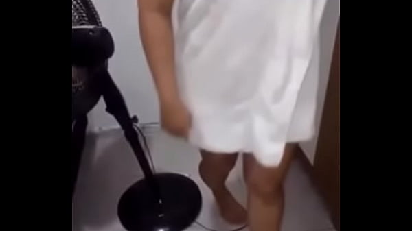 Download Video - Esposa chega com a buceta melada de outro e eu gozo feito um trouxa