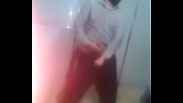 Download Video - Standing on bed