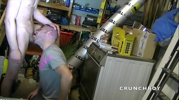 2128 Jess ROYAN use dby striaght in gang bang