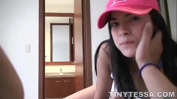 Download Video - Amateur teen Tiny Tessa fucked