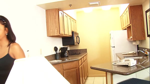 予約半年待ちリピ率100% 某メンズエステ店 密室&times;密着 イキ過ぎた禁断サービス　ねっとり乳首責め編 その2　Part4