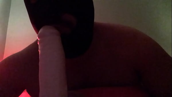 Download Video - deepthroating white dildo