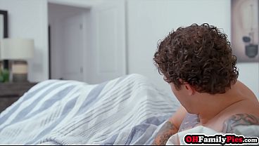 Stepbro Jayden Marcos morning wood deepthroat from stepsister Della Cate