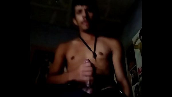 Download Video - super Dotado do cacete duro feito pedra exporrando leite na camera