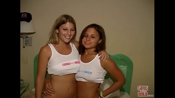 Girls in Cancun getting wild