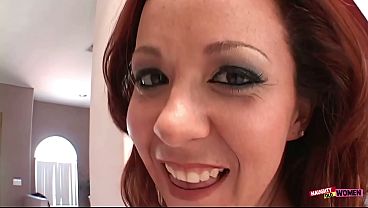Empregada safada seduz patr&atilde;o com sua linda bunda - @anarothbardreal