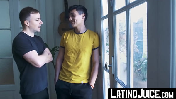 LatinoJuice.com - Jonas Matt & Felipe - Stud homo Jonas Matt wanks dick while riding twink Felipe