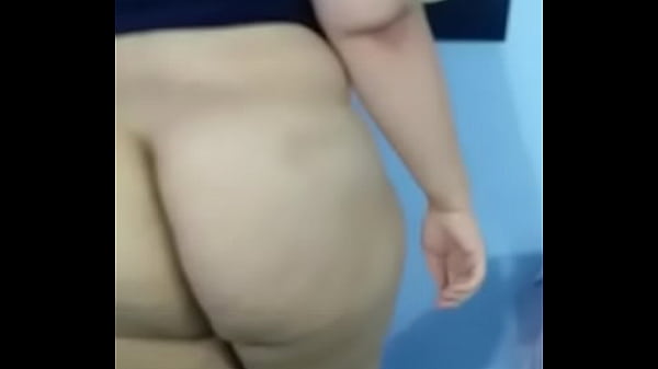 chubby trans girl slapping her ass and wiggling, Bootyslap