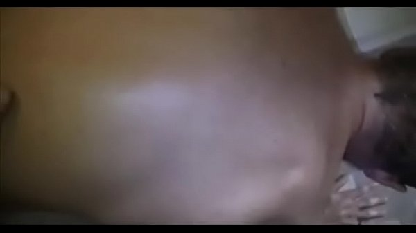 金发女郎吮吸和给予美味2