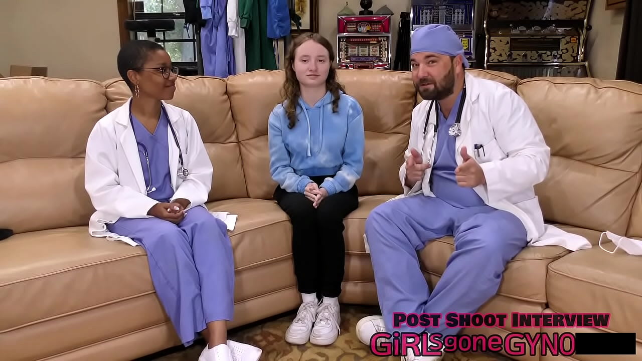Examen físico deportivo para estrellas del fútbol: Serena Morgan
                     petite latex humiliation close up gloves new roleplay medical anal fingering white girl muchos negros