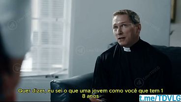 Nymphomaniac addicted to masturbation goes to the priest (SUBTITLED)