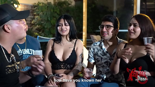 2 Venezuelans, 1 Peruvian and 3 horny men in an outdoor orgy