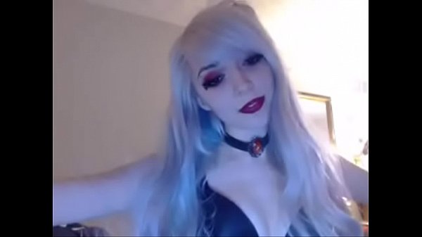 sexy camgirl in lingerie