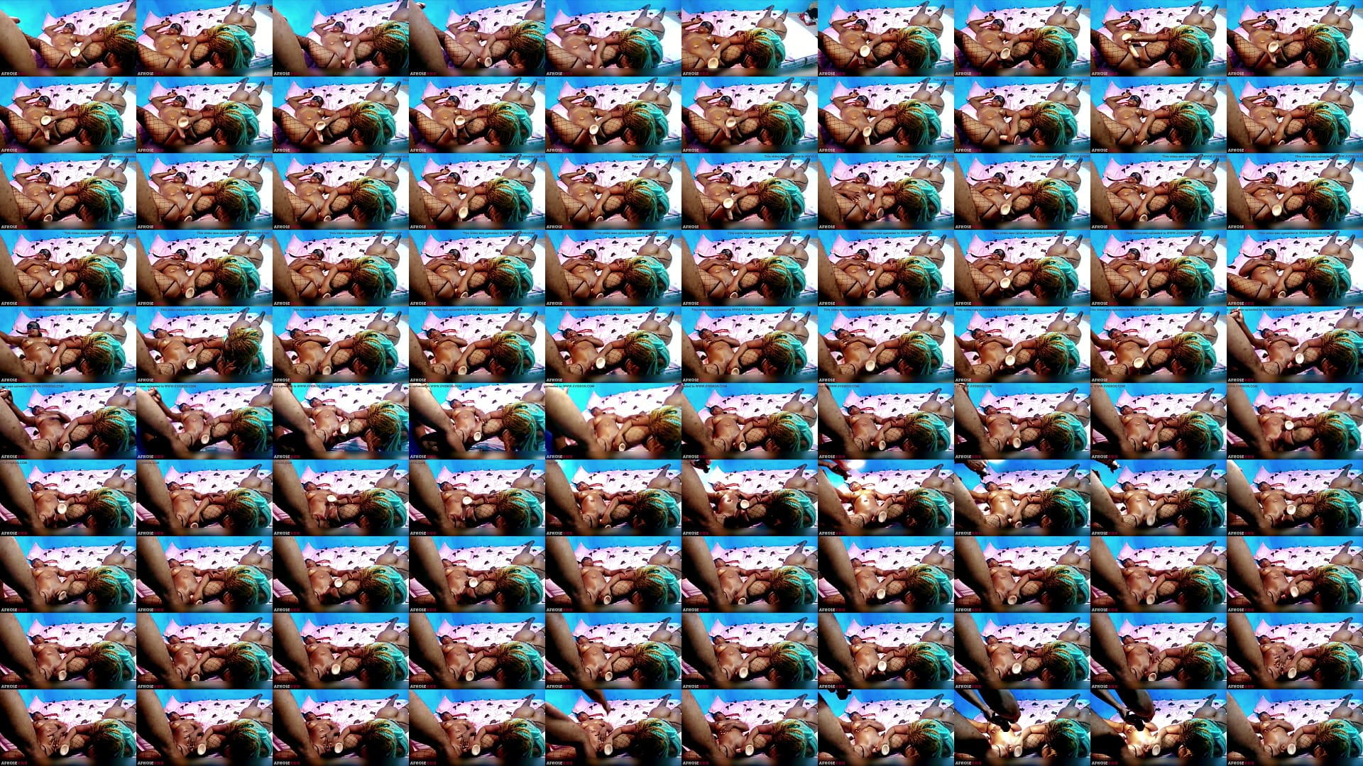 bitch masturbating and get dildoing by aunty 预览图