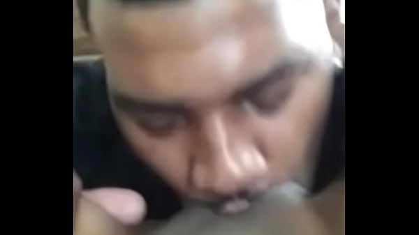 Licking and fingering the pussy till cum