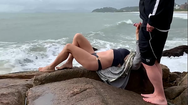 Stranger Anally Seduced Trusting MILF and Dumps Her on Beach