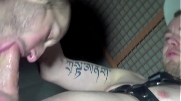 3 1909 Slut fucked byt he big cok of WAIKIX